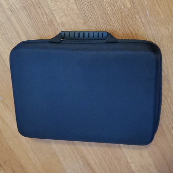 Massage Gun for Percussion Muscle Massage - Picture 2 of 4